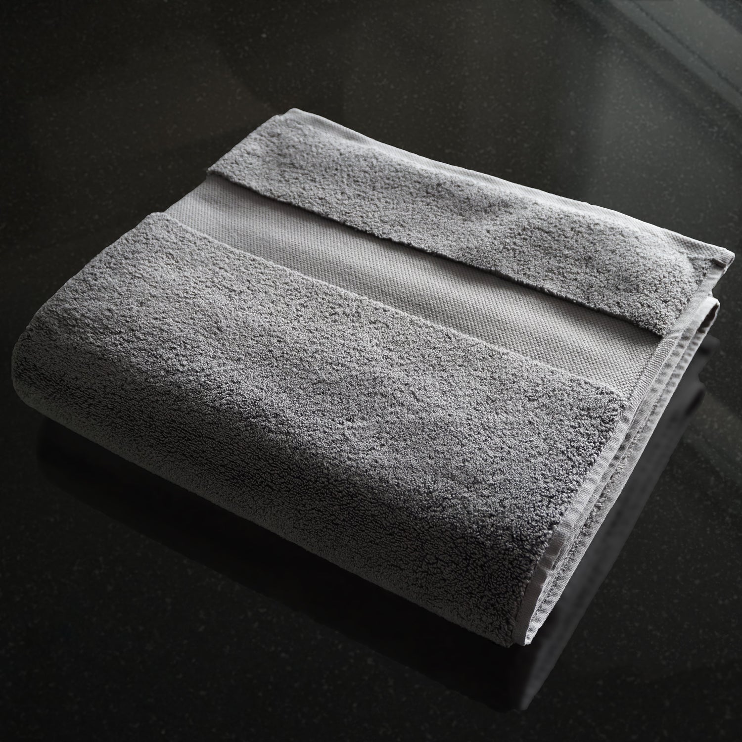 https://www.towelsy.com/cdn/shop/products/tgb2_8c626cb2-5315-49cf-8386-548b515cc99e_1500x.jpg?v=1634430051